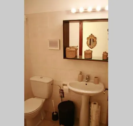 Persephone House Pentakomo